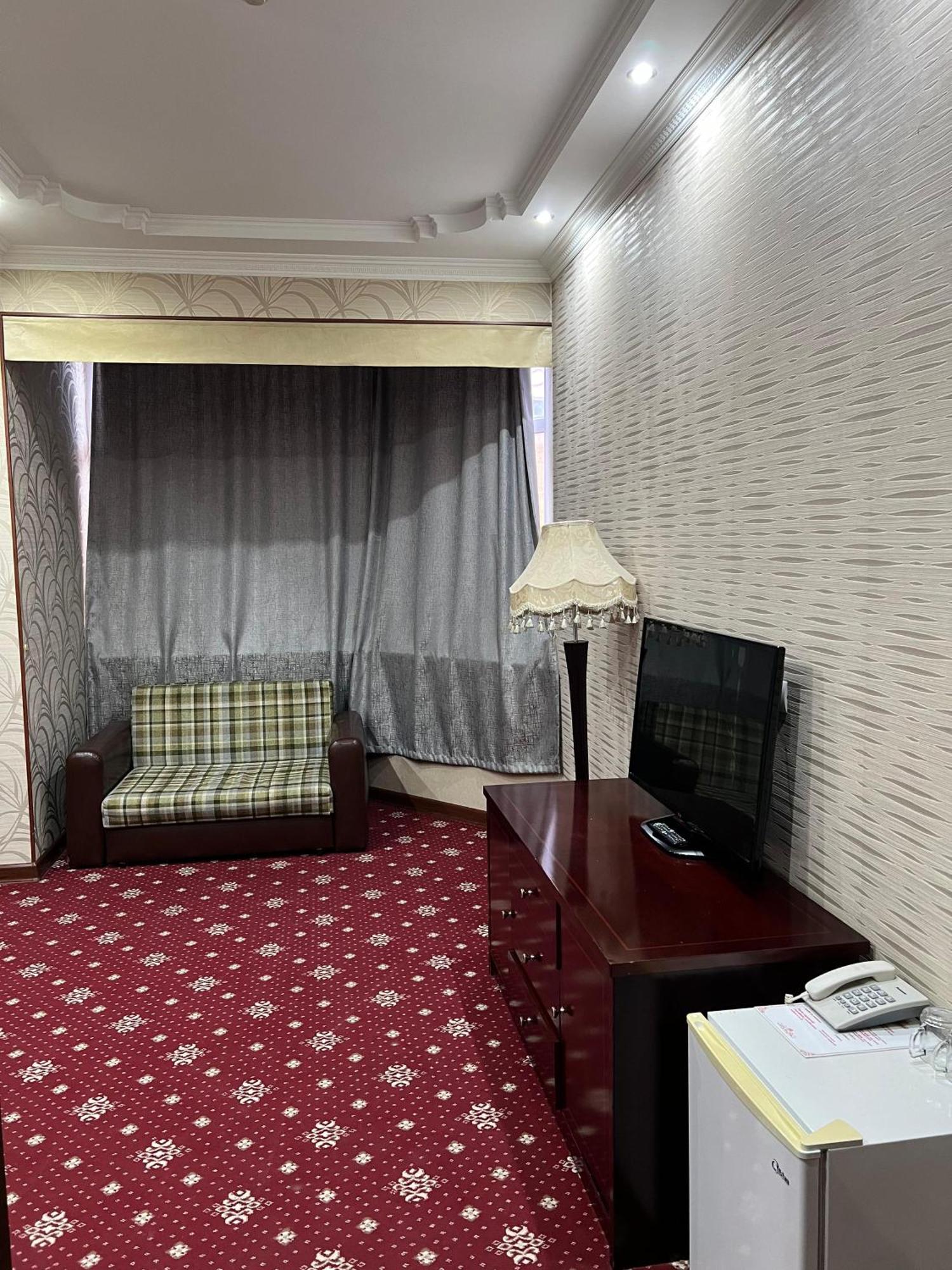 Sary Arka Hotel Shymkent Luaran gambar